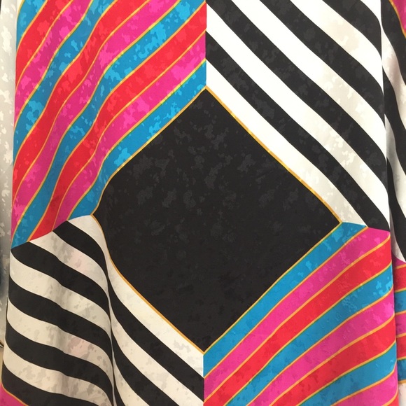 La Chemies Vintage 80s Oversized Batwing Top - Picture 4 of 9